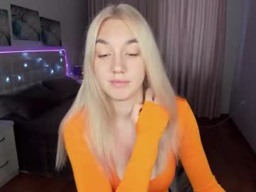 [26-12-23] milanaanderson record public show from Chaturbate