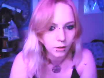 [16-03-22] xxdaddysgothicprincessxx666 public show from Chaturbate