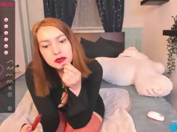 [17-05-23] kira__omg record video with dildo