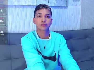 [29-01-24] adams_gray video with dildo from Chaturbate