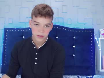 [08-10-23] blake_thomson record public show from Chaturbate