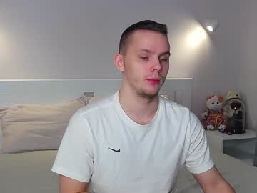 [28-02-23] kriss_fay record video with dildo from Chaturbate