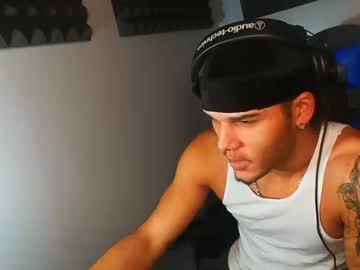[16-05-24] kylewhitedgs record private show from Chaturbate