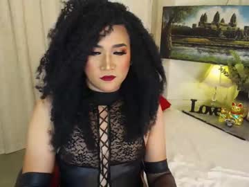 [19-12-23] aliyahhugecock private from Chaturbate