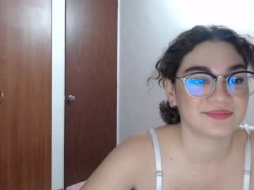 [04-08-22] petite__spinelli record blowjob show from Chaturbate.com
