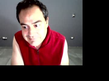 [06-12-22] travieso_men public webcam video