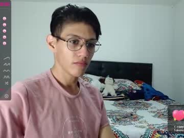 [05-03-22] camt77 private XXX show from Chaturbate