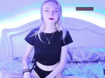 [13-09-22] hellokitiii private webcam from Chaturbate