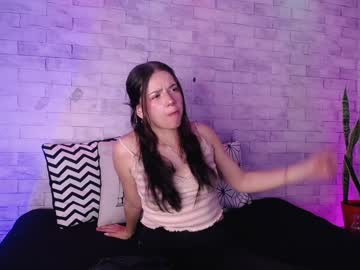 [04-03-24] bellagrace_ public show from Chaturbate