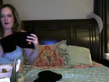 [25-02-23] cougarmilfmomma record video with dildo from Chaturbate.com