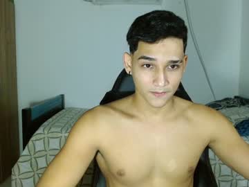 [23-04-24] dan_hot18cm cam video