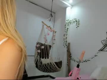 [24-11-22] berry_mwc cam show from Chaturbate
