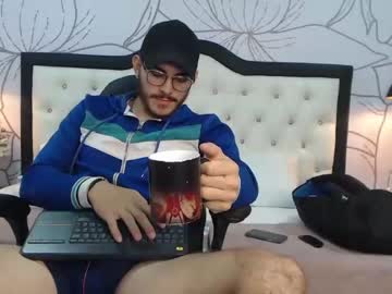 [26-05-22] ian_strong_ record public show from Chaturbate