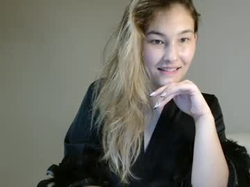 [15-08-23] bellxlove public show video from Chaturbate.com