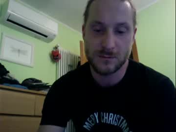 [04-01-22] marduk81 public show video from Chaturbate.com