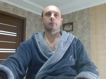 [14-10-23] tolianuch private webcam from Chaturbate.com