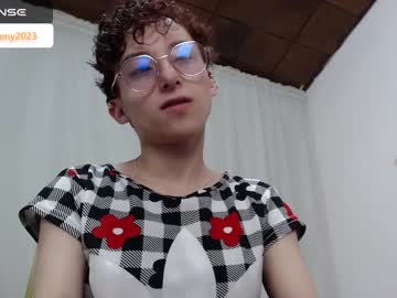 [16-10-23] little__amy_ private show video from Chaturbate