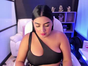 [17-07-23] jazmiinrogers record video with dildo