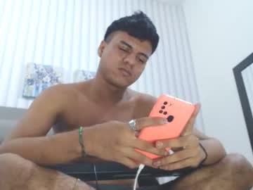 [28-09-22] smalldick_horney_ public show from Chaturbate.com