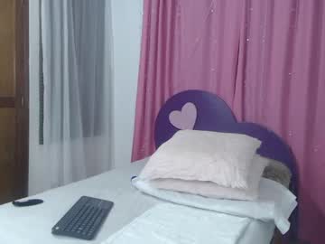 [08-01-22] christy_candy public webcam from Chaturbate