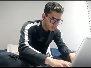[16-12-22] _michael_collins_ chaturbate toying record