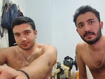 [27-04-24] machin3guys chaturbate cum