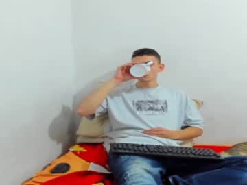 [12-09-22] isaac_leroux cam show from Chaturbate.com