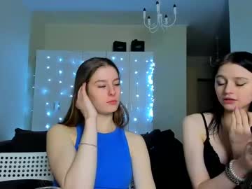 [27-11-22] sophie_and_rachelss chaturbate cum record