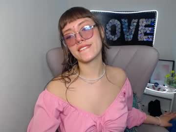 [15-06-23] katiavs public webcam video from Chaturbate