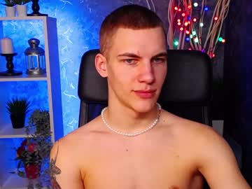 [20-01-23] michael_bronx video with dildo from Chaturbate
