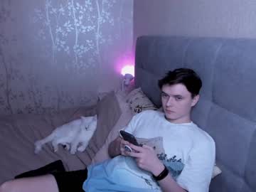 [18-01-22] billy_chiller show with toys from Chaturbate