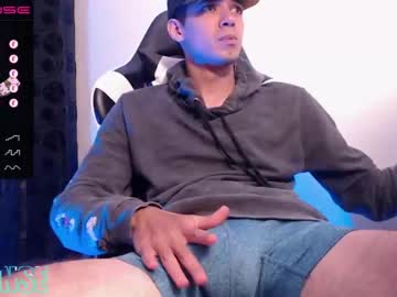 [29-04-23] maxi1998_ chaturbate premium show