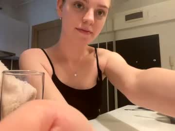 [04-06-23] kirarue public show from Chaturbate