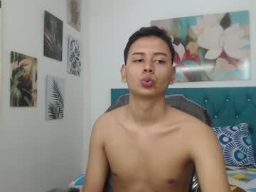 [27-04-23] mike_wolf18 chaturbate private record