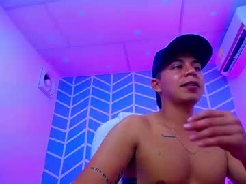 [11-05-22] frank_dwaynee cam show from Chaturbate