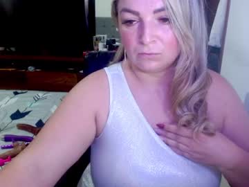 [23-11-23] blondemilfhot record public webcam video from Chaturbate.com
