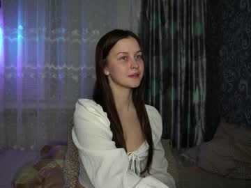 [08-11-23] golyboglazkaa public show from Chaturbate