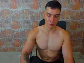 [13-12-23] juan_jsmith1 private show from Chaturbate