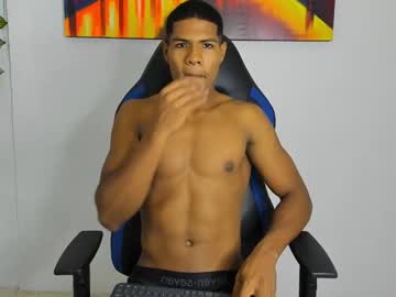 [07-11-23] strong_james7 record video with toys from Chaturbate