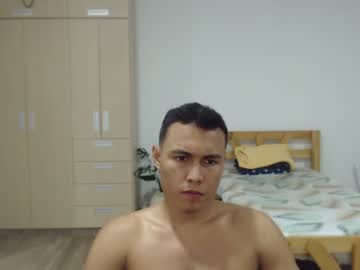 [08-04-24] mrscotty4u public webcam from Chaturbate.com