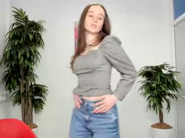 [18-02-22] betty_walker public show from Chaturbate.com
