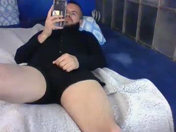 [23-12-23] sexyguapo25 record video from Chaturbate