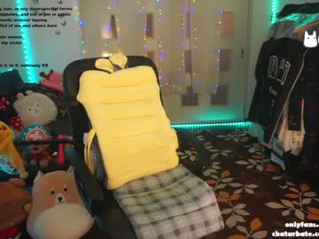 [10-11-22] _amy_chan record video with toys from Chaturbate