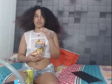 [05-05-22] brandie_lou record public show from Chaturbate