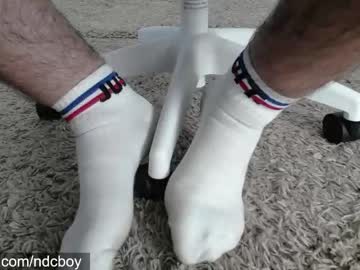 [06-11-23] germanbigfeet show with cum from Chaturbate