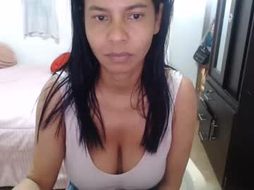[25-04-23] patyluna record show with toys from Chaturbate.com