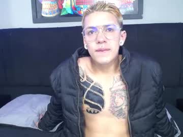 [07-09-22] golden_jet_ chaturbate dildo