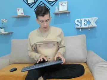 [01-08-23] mike_big6 record premium show video from Chaturbate