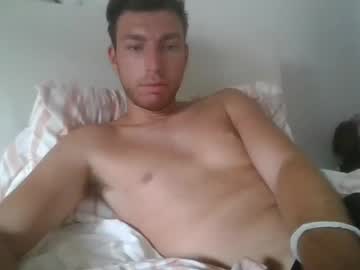 [26-08-24] italian_boy_22 record blowjob video