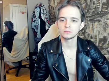 [06-04-22] unknownb000y cam video from Chaturbate